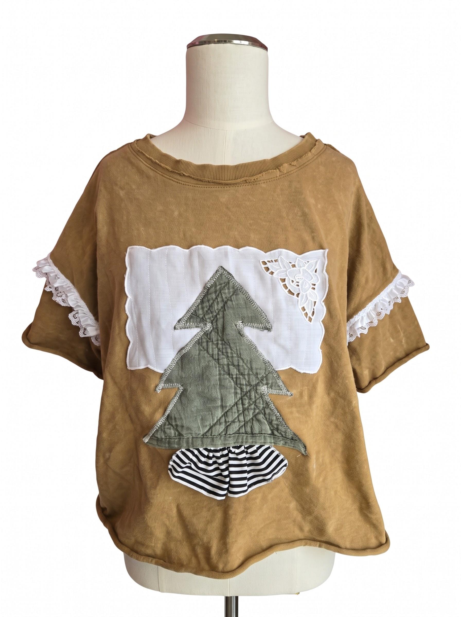 5. Camel Christmas Tee